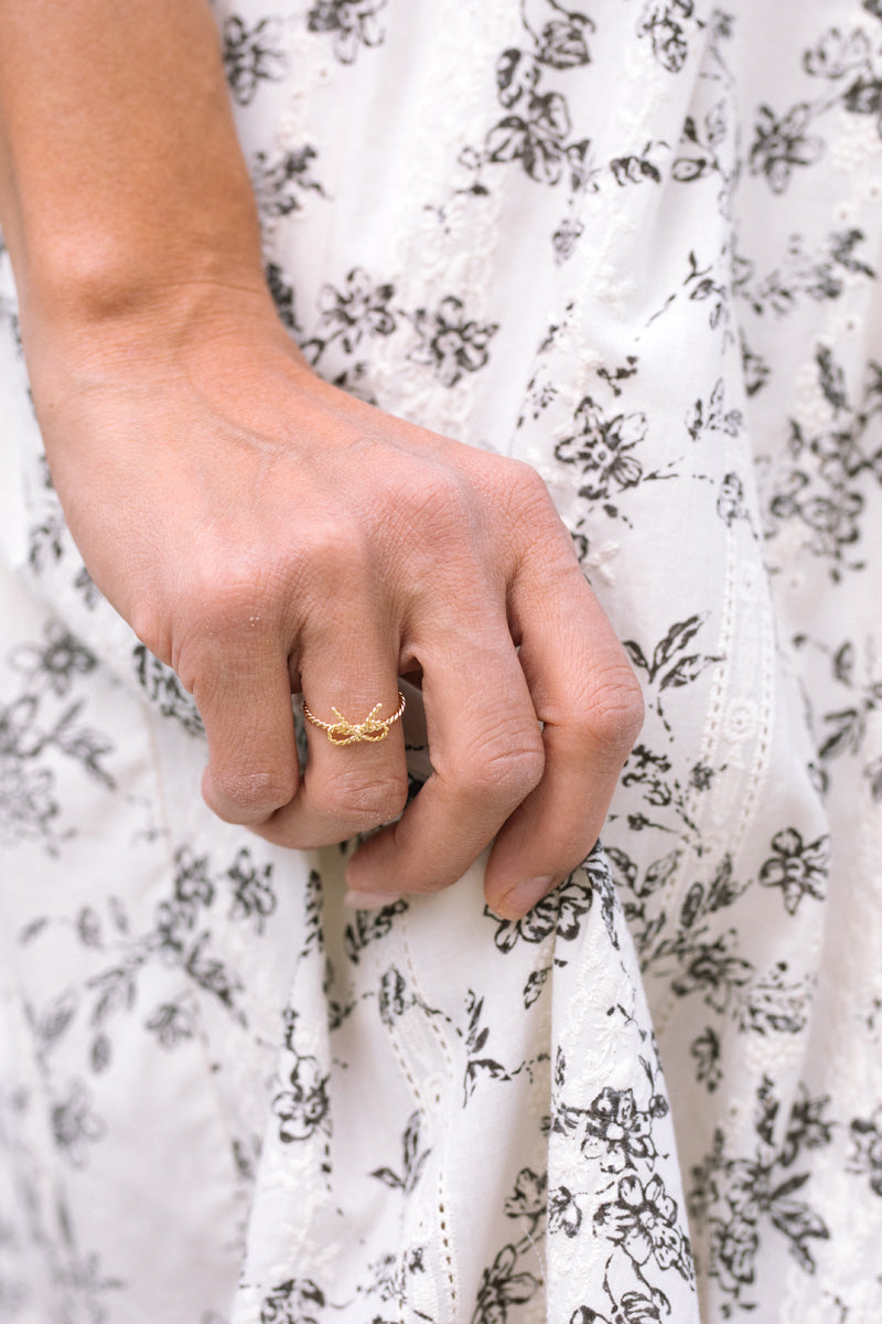 Carrie Twisted Bow Ring