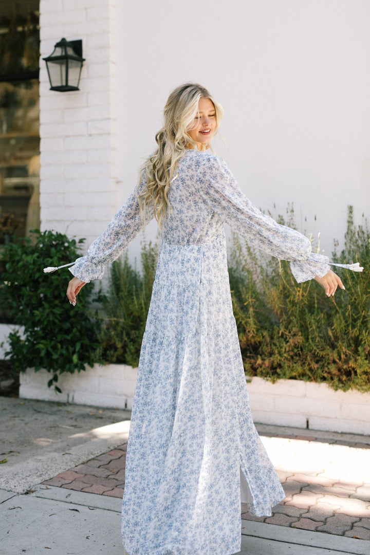 Kelsey Long Sleeve Maxi Dress Dresses Aakaa