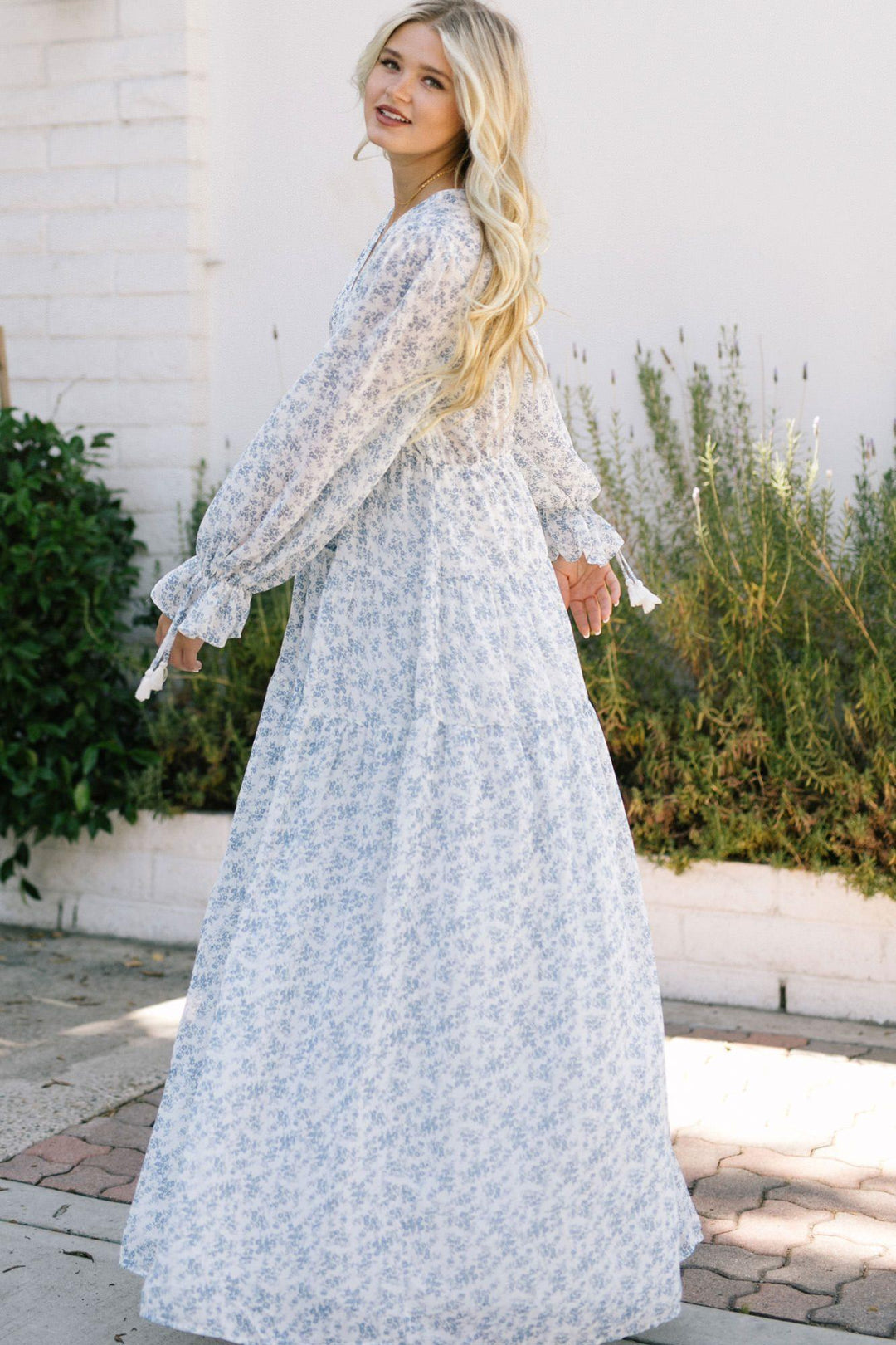 Kelsey Long Sleeve Maxi Dress Dresses Aakaa